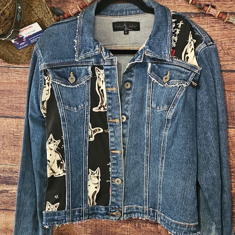 HANDMADE☆UPCYCLED  "BABY PHAT" "SIAMESE CATS MEOW 2023" JEAN JACKET!! SIZE LARGE
